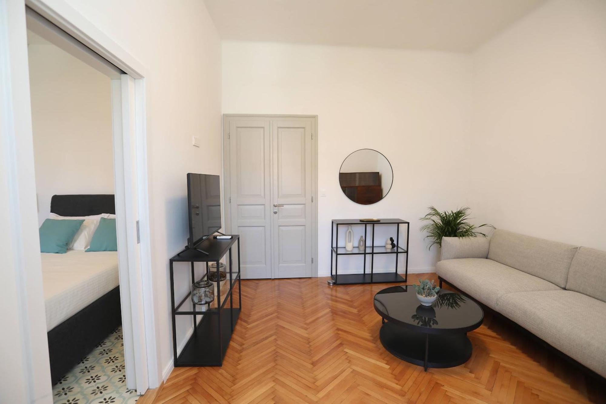 Nona Marija Centar Apartma Pula